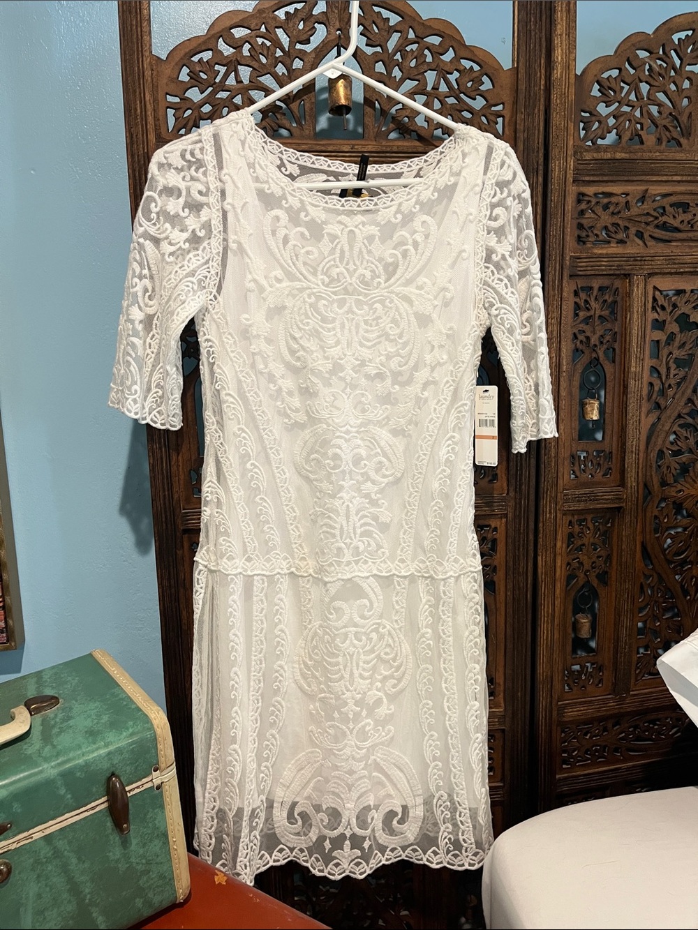 Kate Landry White Lace Midi Dress with Embroidered Overlay